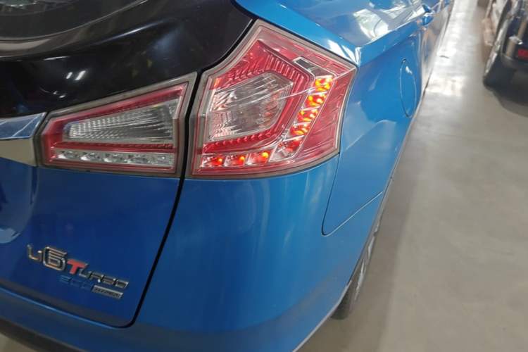 Used Luxgen U6 SUV 2016 1.8T Style Value Model Right Rear Taillight