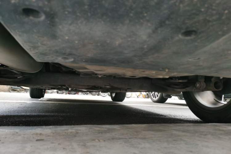 Used Luxgen U6 SUV 2016 1.8T ZhiZun Model Chassis Rear
