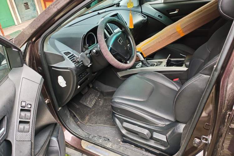 Used Luxgen U6 SUV 2016 1.8T Style Value Model Driver Seat