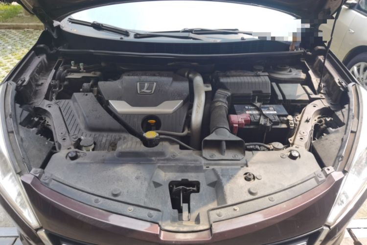 Used Luxgen U6 SUV 2016 1.8T Style Value Model Engine Bay