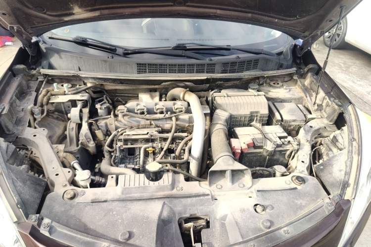 Used Luxgen U6 SUV 2016 1.8T Style Value Model Engine Bay