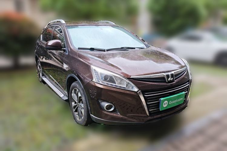 Used Luxgen U6 SUV 2016 1.8T Style Value Model Front Right 45 Deg
