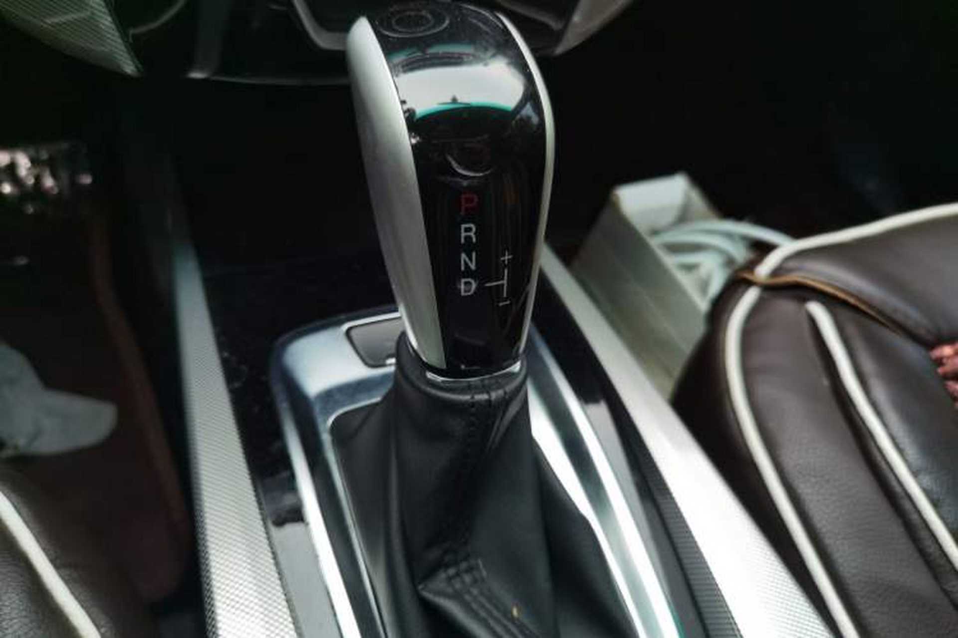 Used Luxgen U6 SUV 2016 1.8T Style Value Model Gear Lever