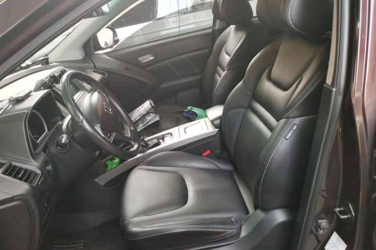 Used Luxgen U6 SUV 2016 1.8T ZhiZun Model Left Front Seat