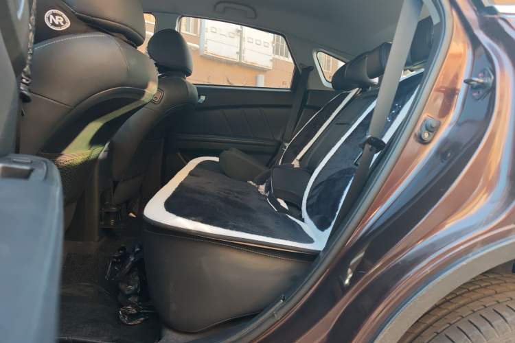 Used Luxgen U6 SUV 2016 1.8T Enhanced Appeal Version Left Rear Seat
