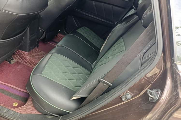 Used Luxgen U6 SUV 2016 1.8T Style Value Model Left Rear Seat