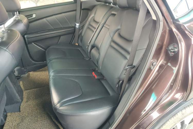 Used Luxgen U6 SUV 2016 1.8T Style Value Model Left Rear Seat