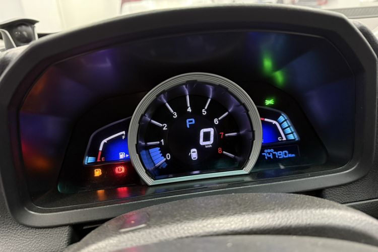 Used Luxgen U6 SUV 2016 1.8T Style Value Model Odometer Close Up