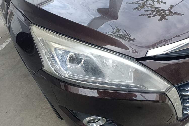 Used Luxgen U6 SUV 2016 1.8T Style Value Model Right Front Headlight