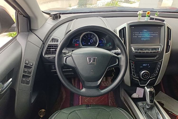 Used Luxgen U6 SUV 2016 1.8T Style Value Model Steering Wheel