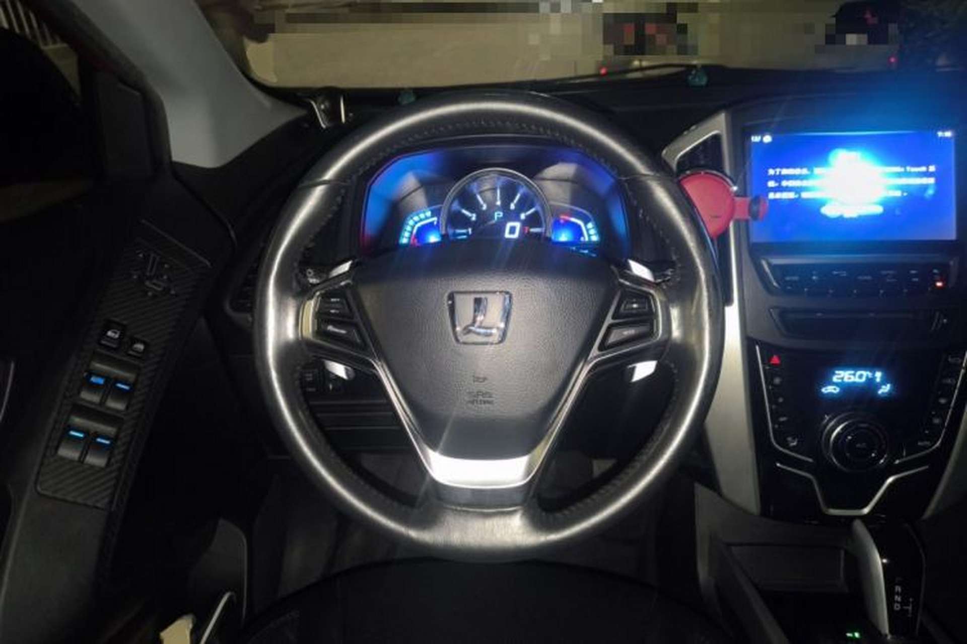 Used Luxgen U6 SUV 2016 1.8T Fashion-Upgraded Model Steering Wheel