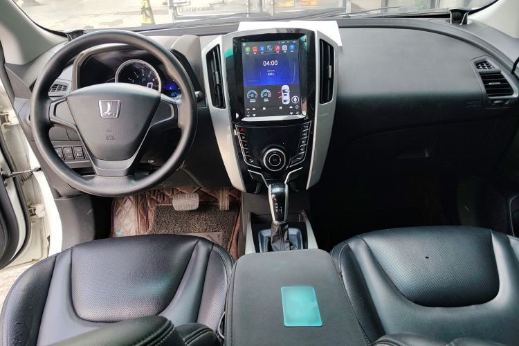 Used Luxgen U6 SUV 2016 1.8T Style Value Model Center Console
