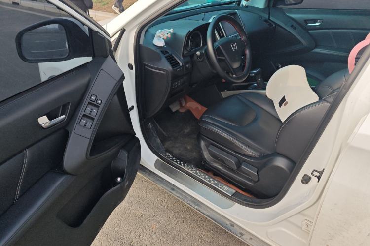 Used Luxgen U6 SUV 2016 1.8T Style Value Model Driver Seat