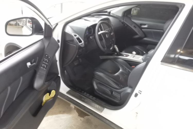 Used Luxgen U6 SUV 2016 1.8T Style Value Model Driver Seat
