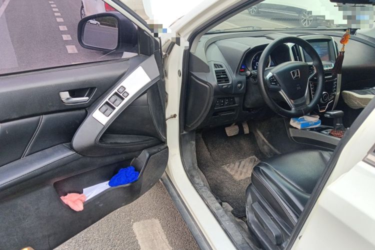 Used Luxgen U6 SUV 2016 1.8T Style Value Model Driver Seat