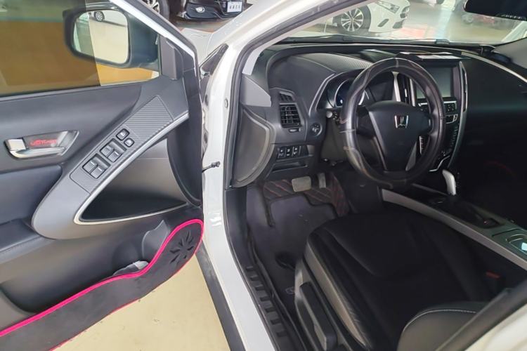 Used Luxgen U6 SUV 2016 1.8T Style Value Model Driver Seat
