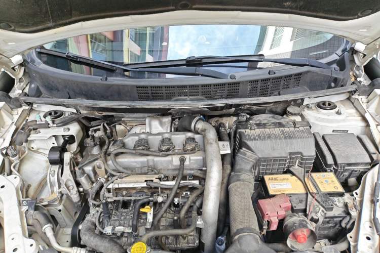 Used Luxgen U6 SUV 2016 1.8T Style Value Model Engine Bay