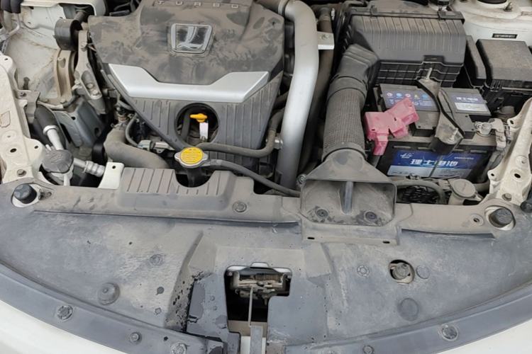 Used Luxgen U6 SUV 2016 1.8T Fashion-Upgraded Model Engine Bay