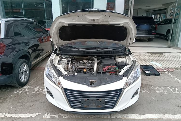 Used Luxgen U6 SUV 2016 1.8T Style Value Model Engine Bay