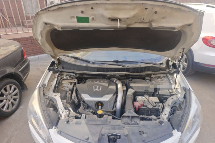 Used Luxgen U6 SUV 2016 1.8T Style Value Model Engine Bay