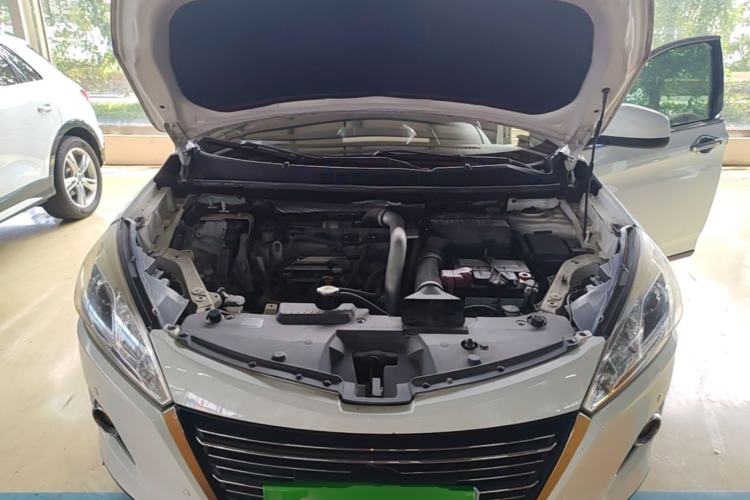 Used Luxgen U6 SUV 2016 1.8T Style Value Model Engine Bay