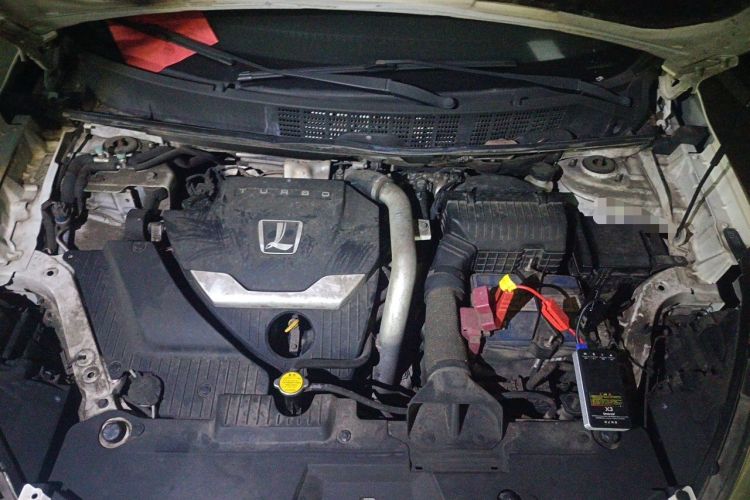Used Luxgen U6 SUV 2016 1.8T Style Value Model Engine Bay