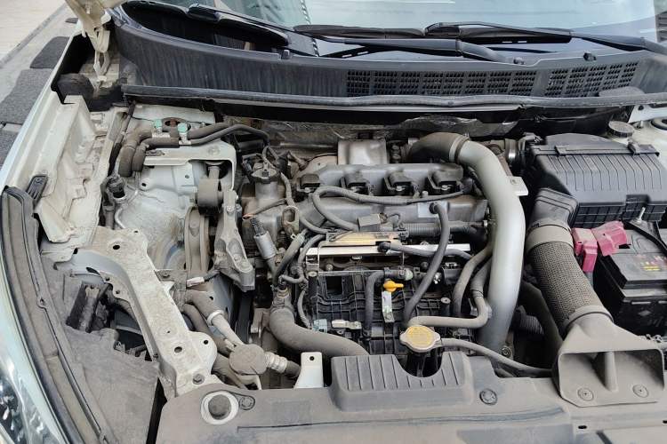 Used Luxgen U6 SUV 2016 1.8T Style Value Model Engine Bay Right