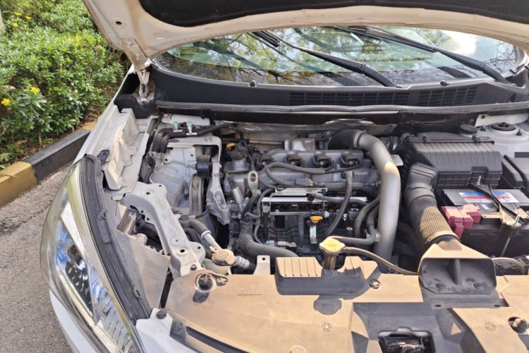 Used Luxgen U6 SUV 2016 1.8T Style Value Model Engine Bay Right