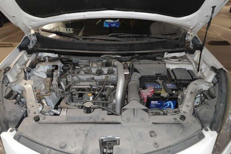 Used Luxgen U6 SUV 2016 1.8T Style Value Model Engine Bay