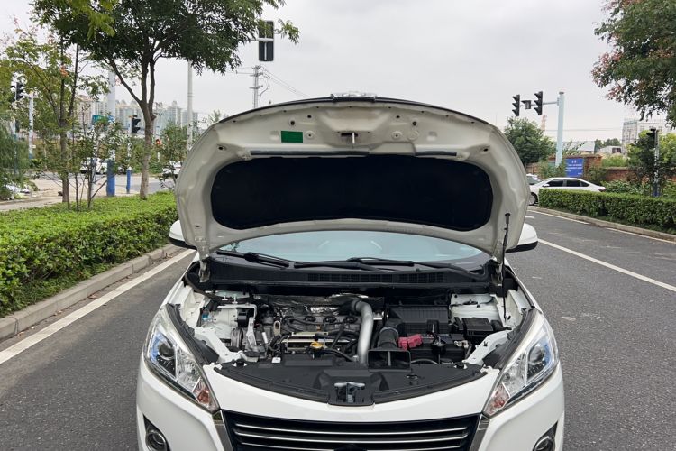 Used Luxgen U6 SUV 2016 1.8T Style Value Model Engine Bay