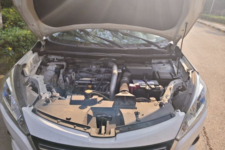 Used Luxgen U6 SUV 2016 1.8T Style Value Model Engine Bay
