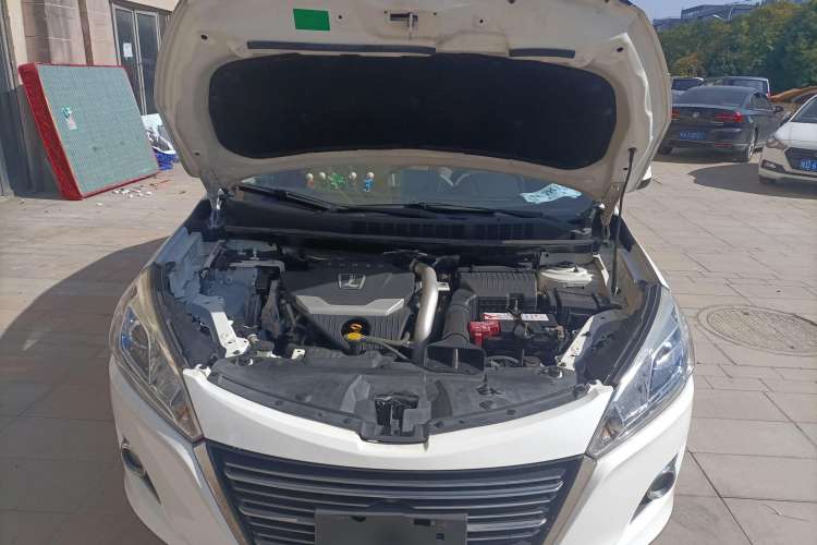 Used Luxgen U6 SUV 2016 1.8T Style Value Model Engine Bay