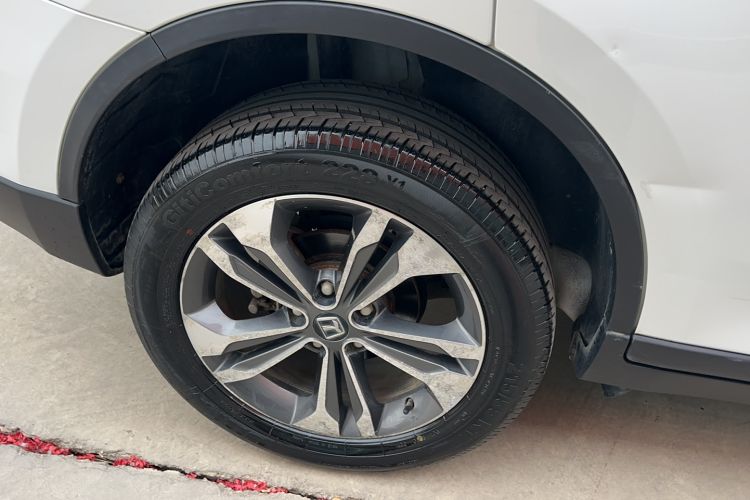 Used Luxgen U6 SUV 2016 1.8T Style Value Model Exterior 11
