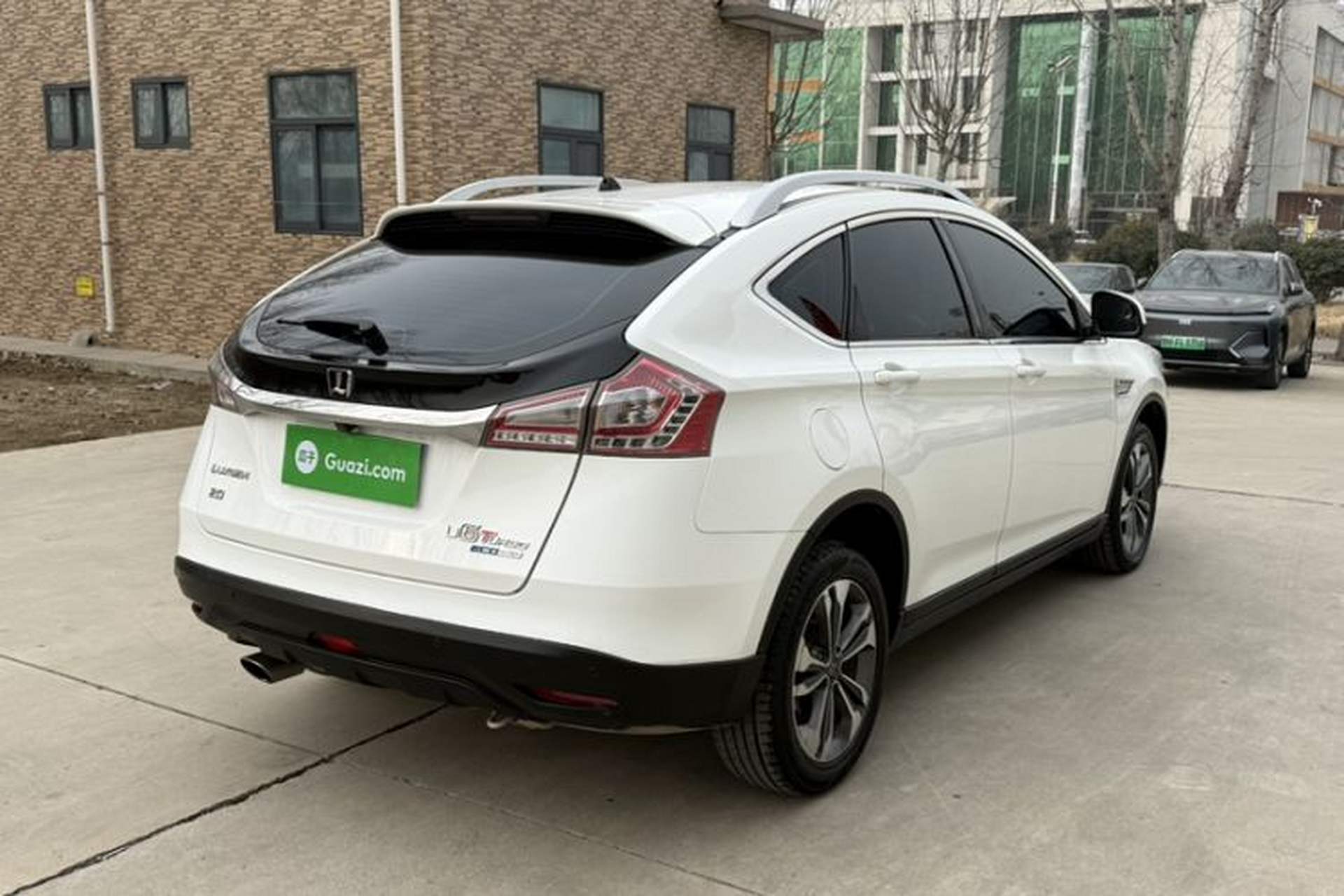 Used Luxgen U6 SUV 2016 1.8T Style Value Model Exterior 2