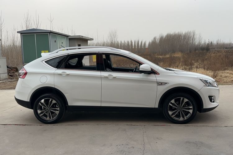 Used Luxgen U6 SUV 2016 1.8T Style Value Model Exterior 3