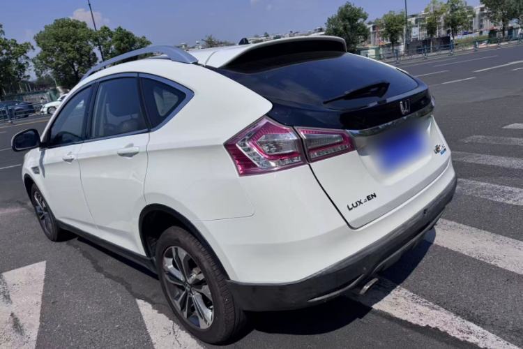 Used Luxgen U6 SUV 2016 1.8T Style Value Model Exterior 5