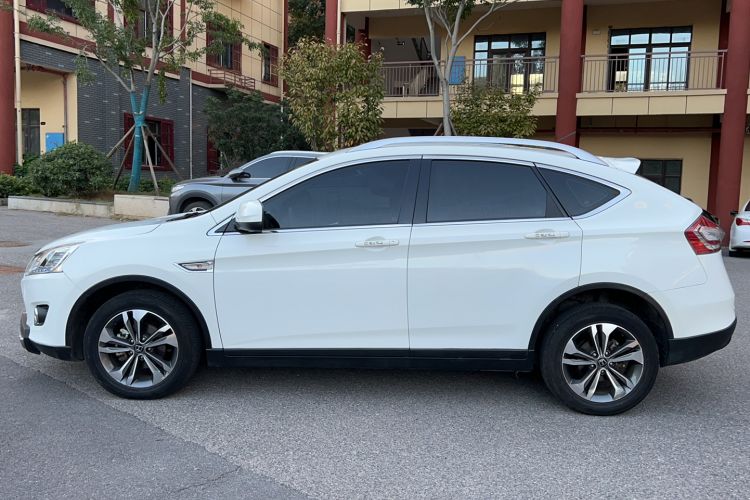 Used Luxgen U6 SUV 2016 1.8T Style Value Model Exterior 5