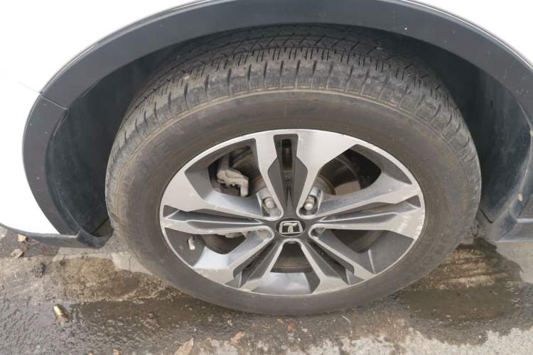 Used Luxgen U6 SUV 2016 1.8T Style Value Model Exterior 7