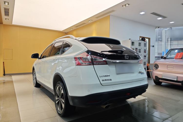 Used Luxgen U6 SUV 2016 1.8T Style Value Model Exterior 7