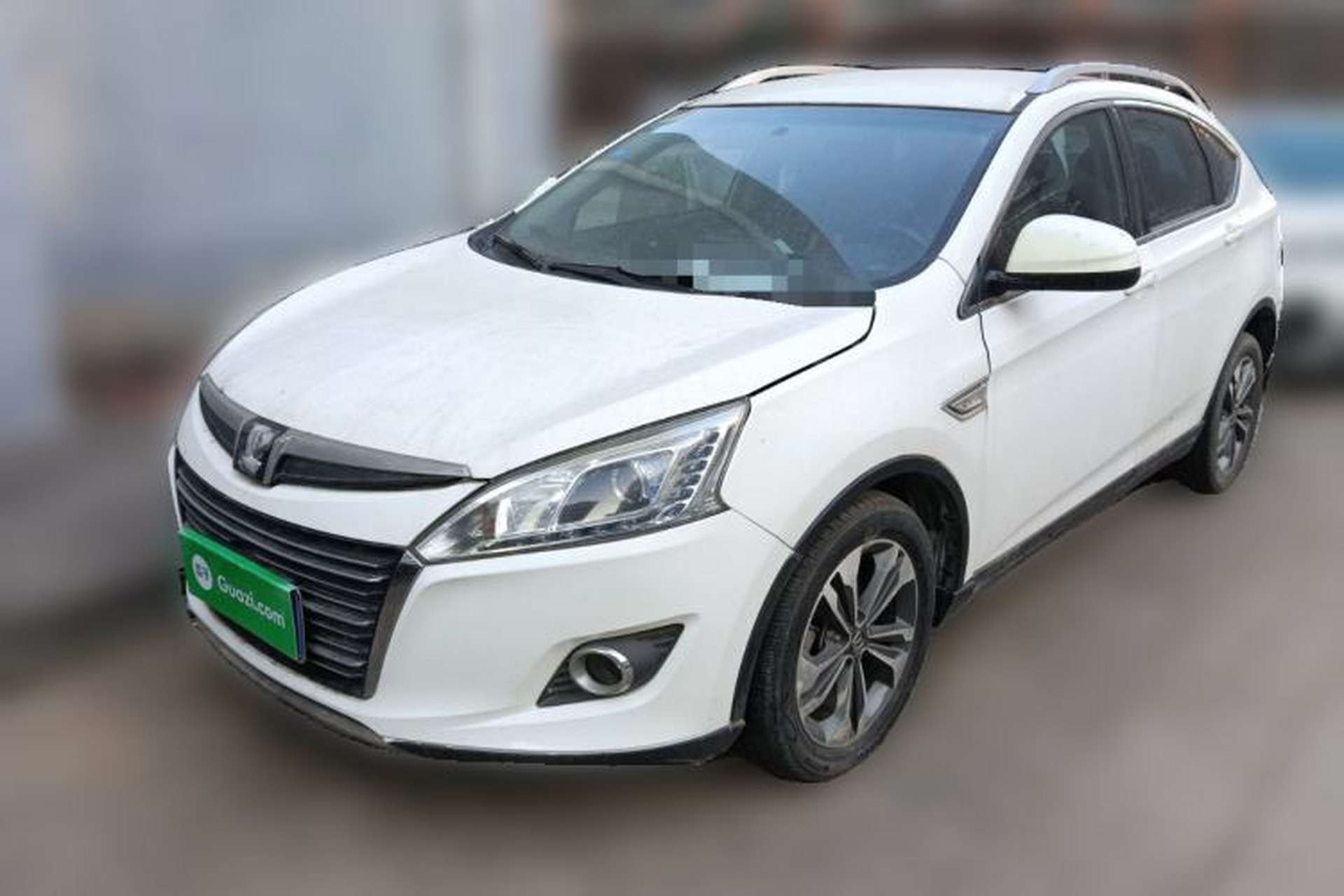 Used Luxgen U6 SUV 2016 1.8T Style Value Model Front Left 45 Deg