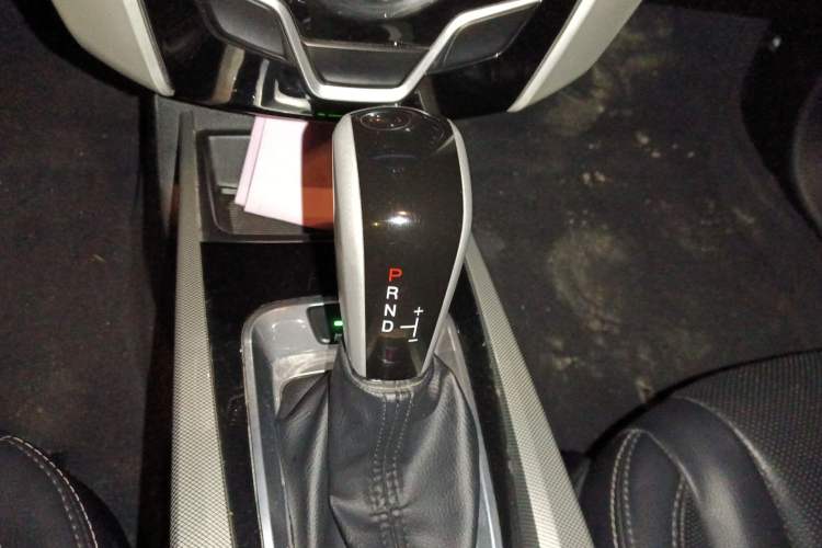 Used Luxgen U6 SUV 2016 1.8T Style Value Model Gear Lever