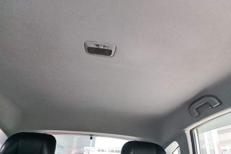 Used Luxgen U6 SUV 2016 1.8T Style Value Model Headliner