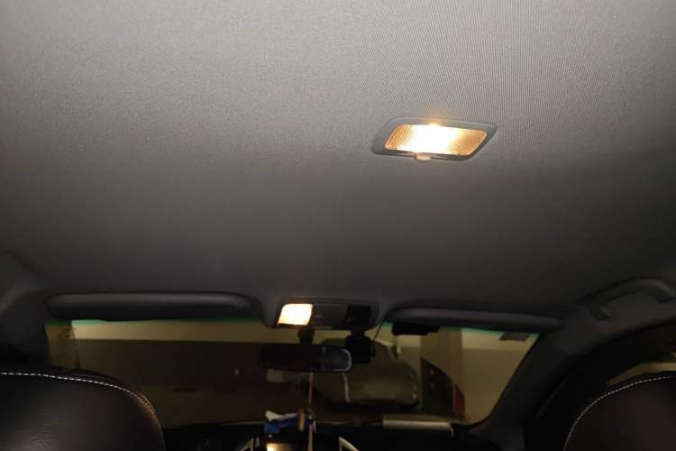 Used Luxgen U6 SUV 2016 1.8T Style Value Model Headliner