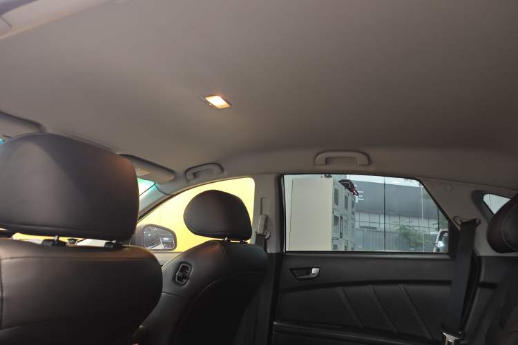 Used Luxgen U6 SUV 2016 1.8T Style Value Model Headliner