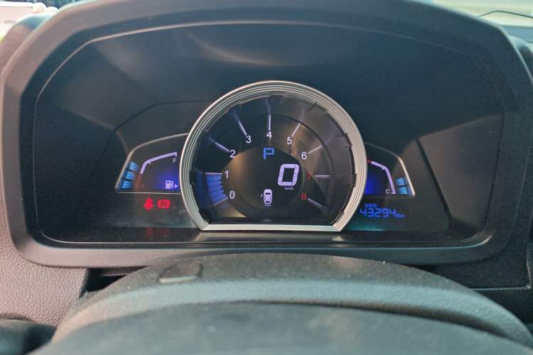 Used Luxgen U6 SUV 2016 1.8T Style Value Model Instrument Cluster