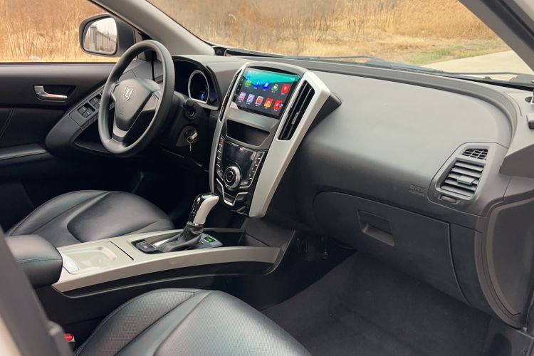 Used Luxgen U6 SUV 2016 1.8T Style Value Model Interior 10