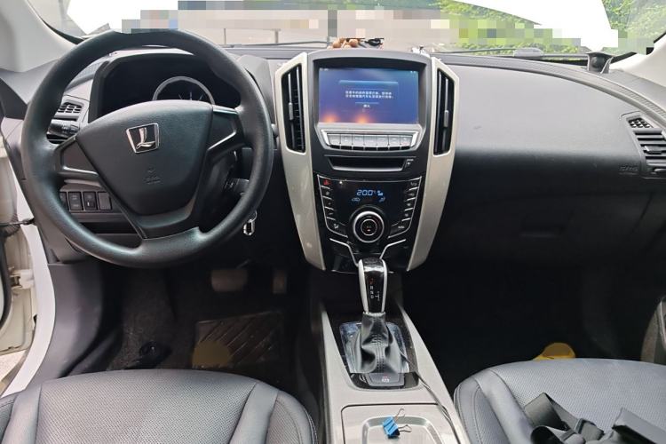 Used Luxgen U6 SUV 2016 1.8T Style Value Model Interior 2