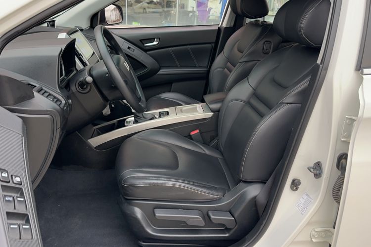 Used Luxgen U6 SUV 2016 1.8T Style Value Model Interior 2