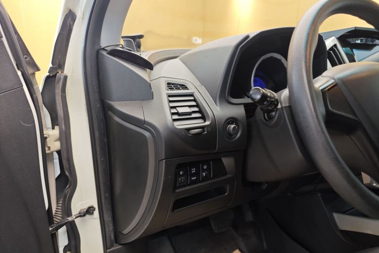 Used Luxgen U6 SUV 2016 1.8T Style Value Model Interior 3
