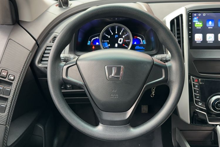 Used Luxgen U6 SUV 2016 1.8T Style Value Model Interior 6